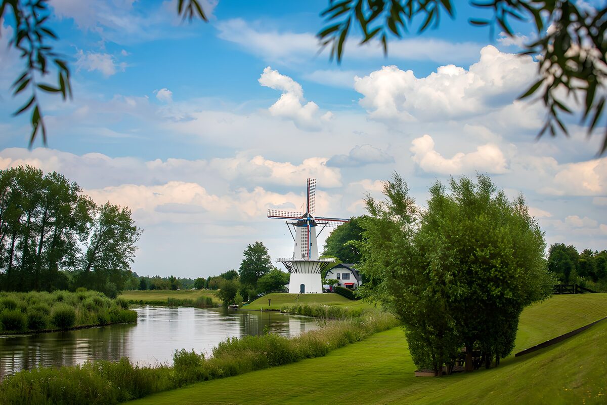 TP21743: Molens en natuurschoon in Nederland