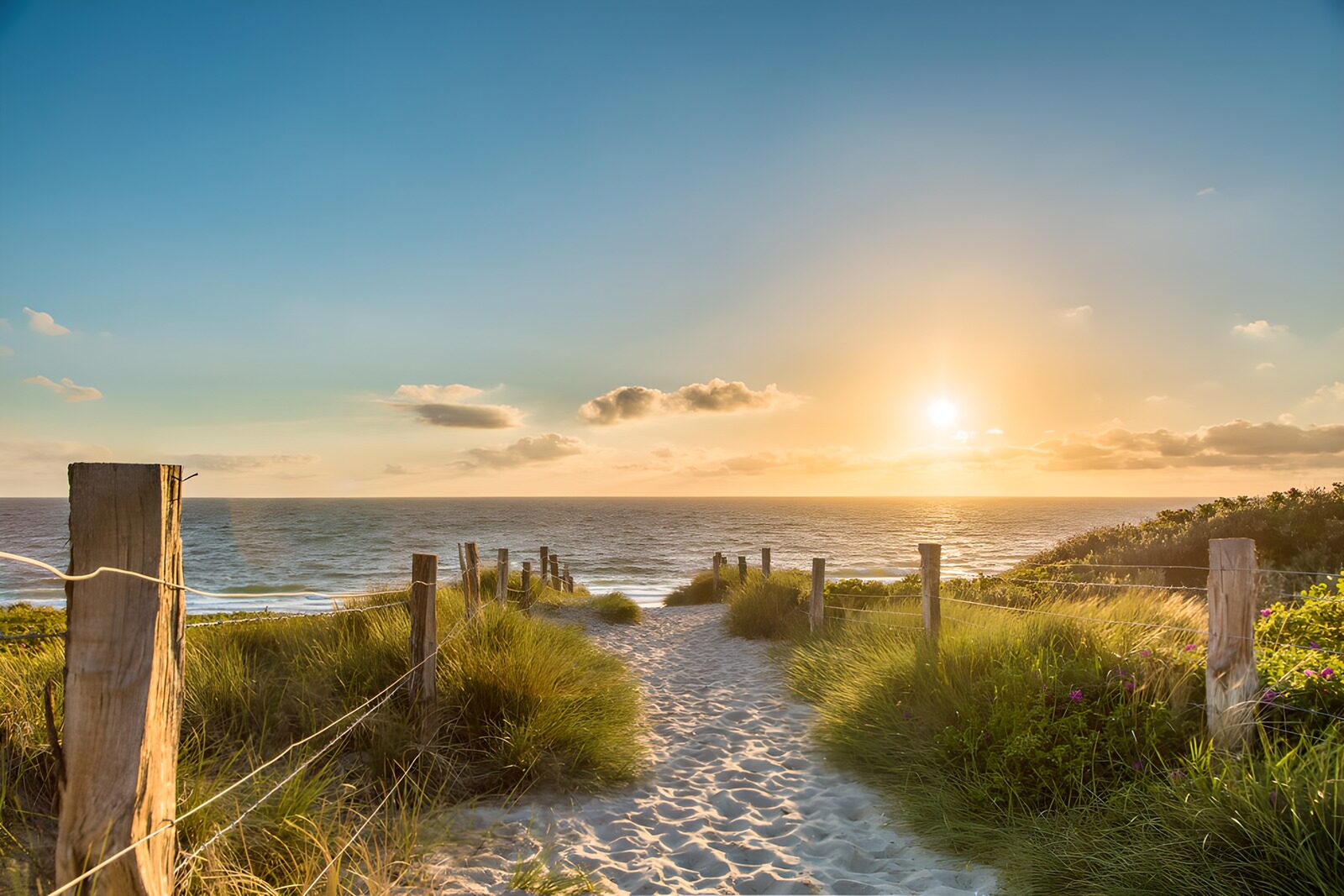 TP94593: Zonsondergang bij het strand