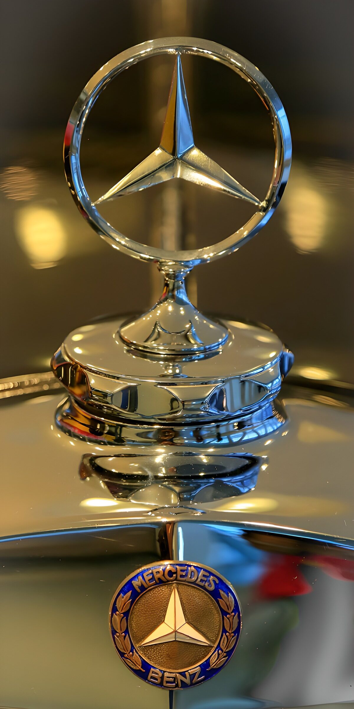 TP97744: Mercedessen embleem en motorkapversiering