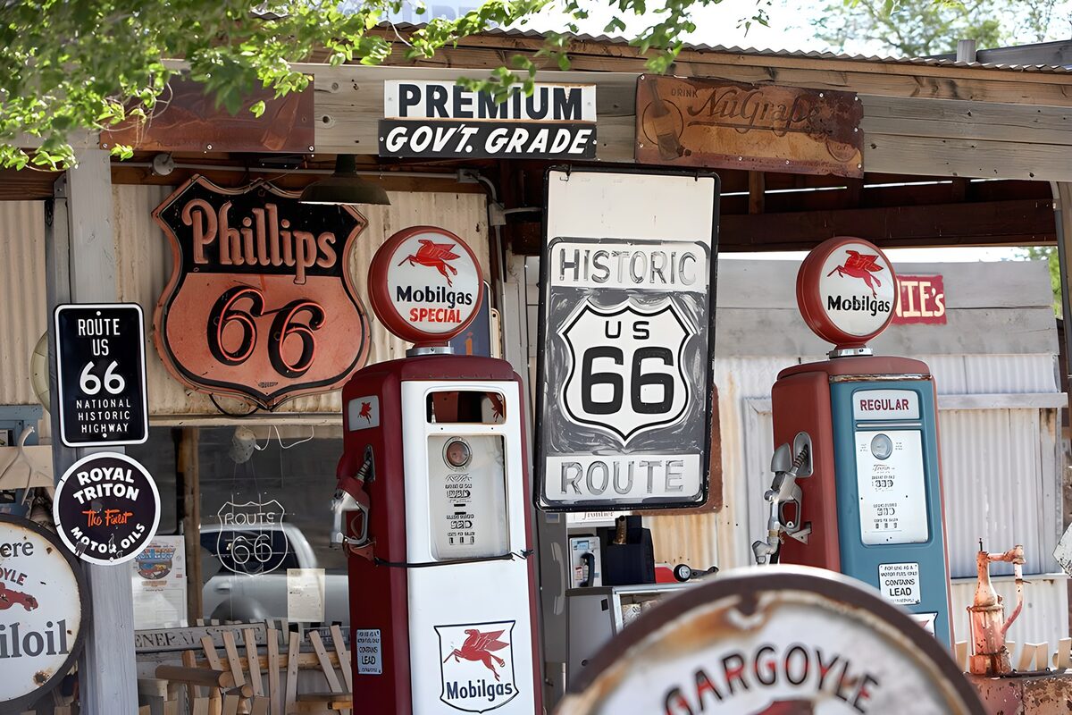 Vintage tankstations langs Route 66