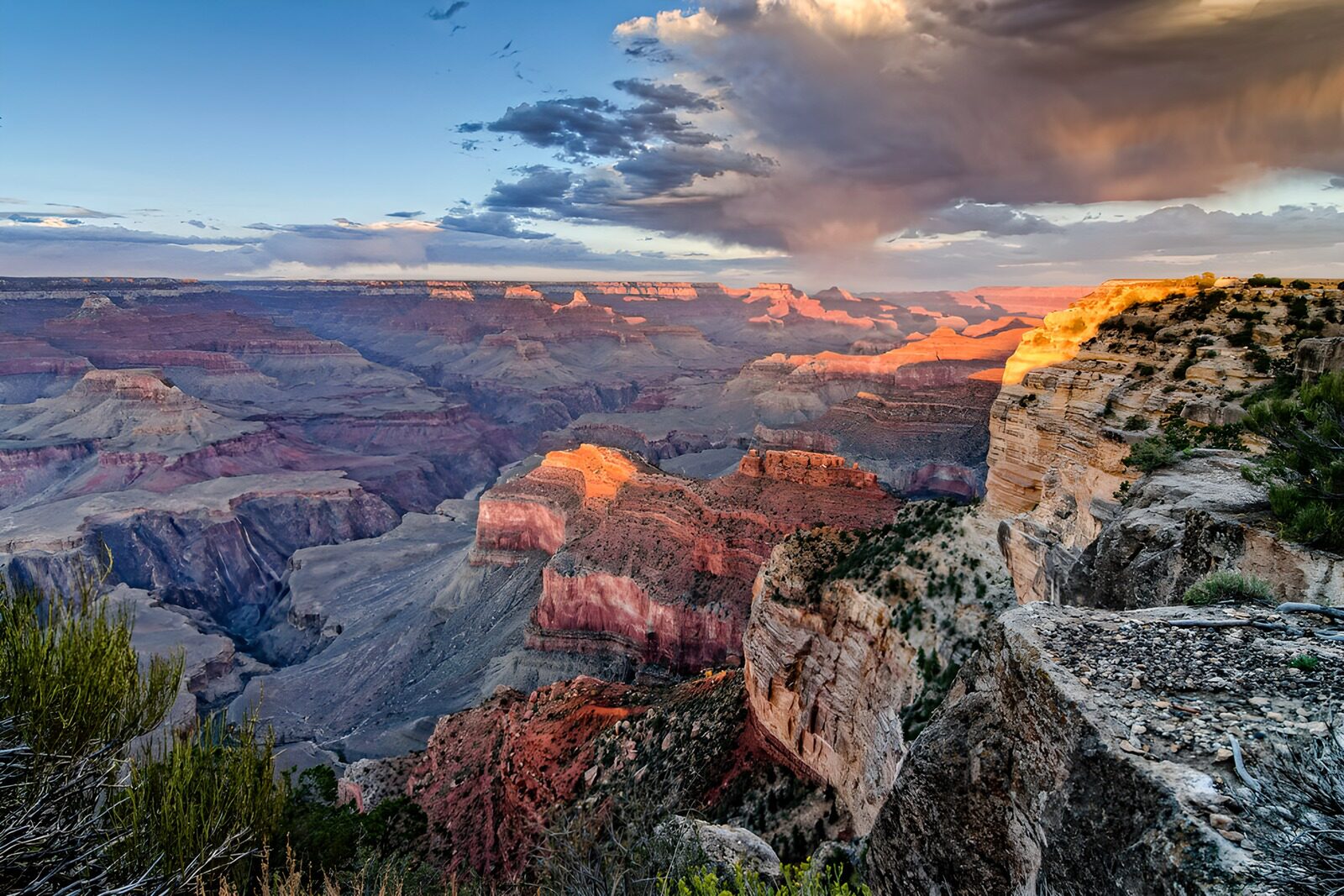 TP96493: Uitzicht op de Grand Canyon bij zonsondergang