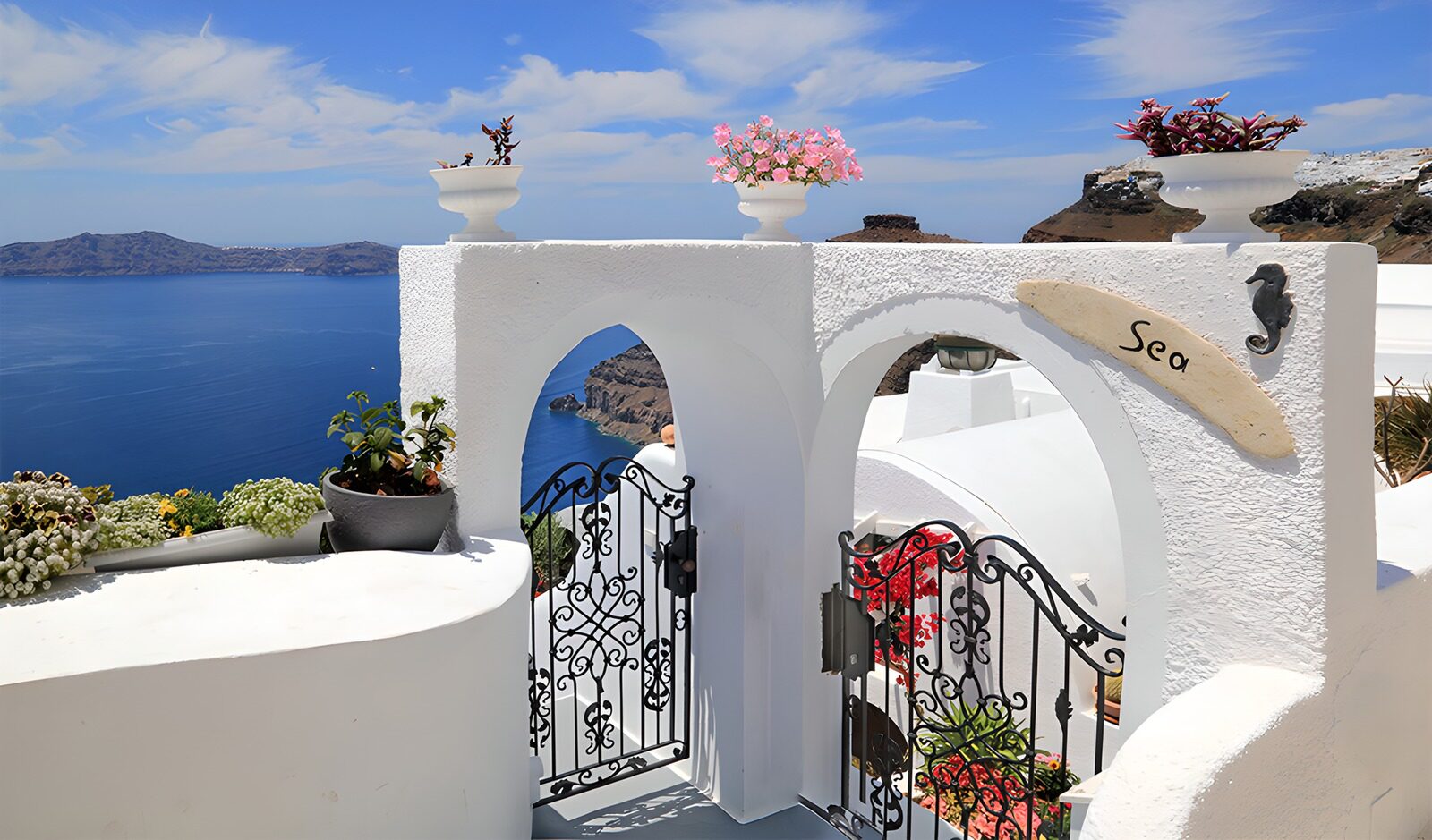 TP19761: Poort naar de zee op Santorini