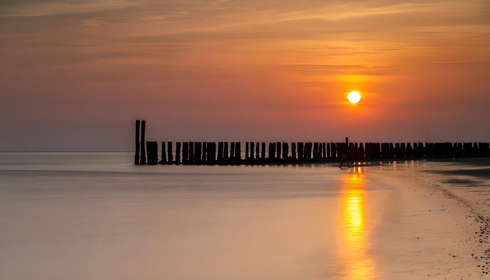 TP53170: Zonsopgang boven de zee