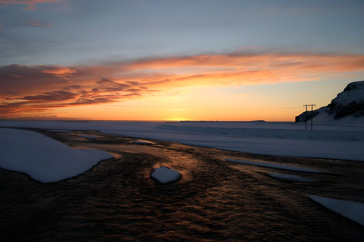 Avondzon op IJsland